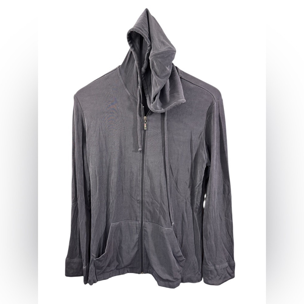 Chico’s Travelers Full Zip hooded Top Athleisure Travel Cozy Size 1 8/10